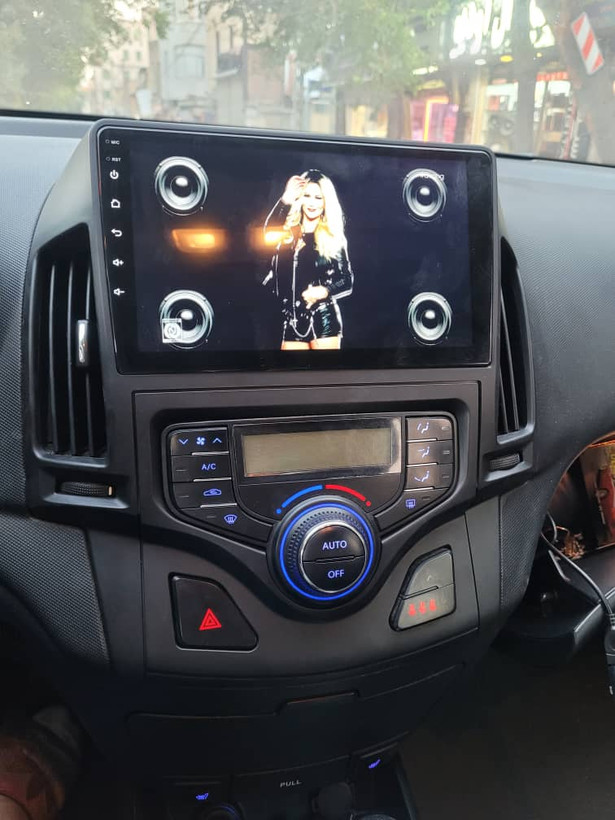 11-inch Android monitor for Hyundai i30, model T1, Screen Tech brand