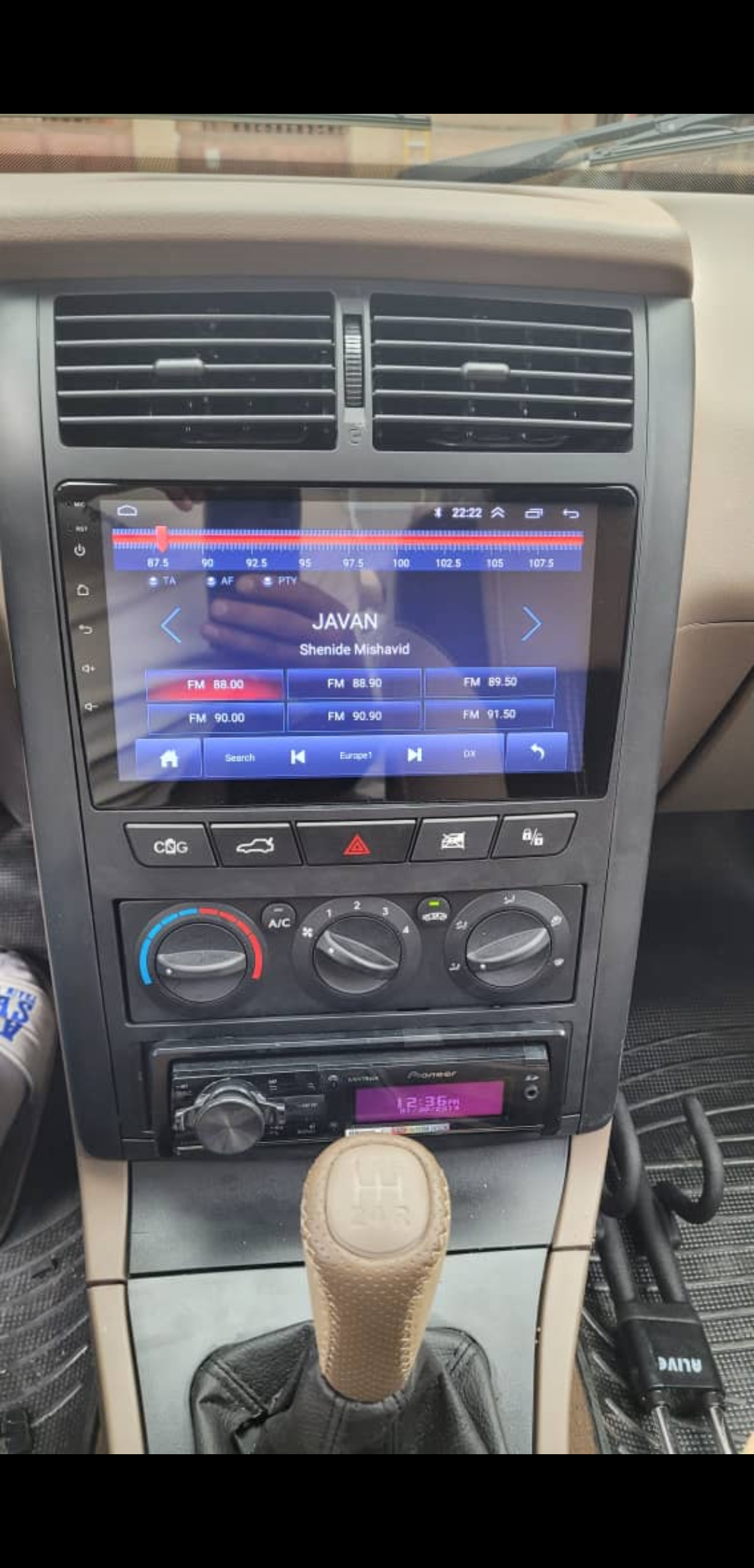 Peugeot 405 Android monitor, new dashboard 11 inch, model m100, Screen Tech brand